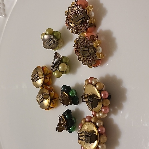 Vintage Lot of 5 Clip on Earrings - Picture 8 of 16
